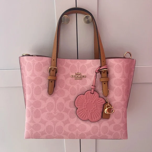 Coach Powder Pink Mollie - Picture 1 of 3